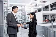 挑選小語(yǔ)種翻譯服務(wù)的時(shí)候，應(yīng)該關(guān)注這三點(diǎn)